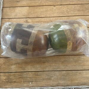 Pair of New Maracas Instruments